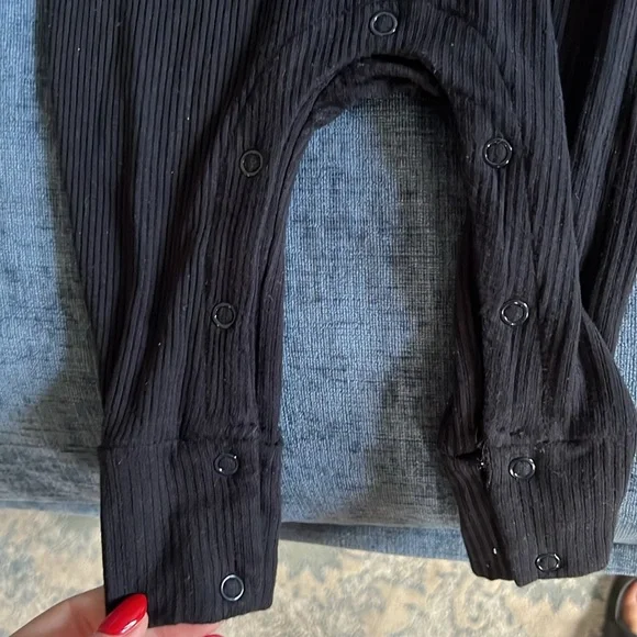 Short Sleeve Henley Romper - Picture 5 of 6